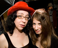 Delia y Cara